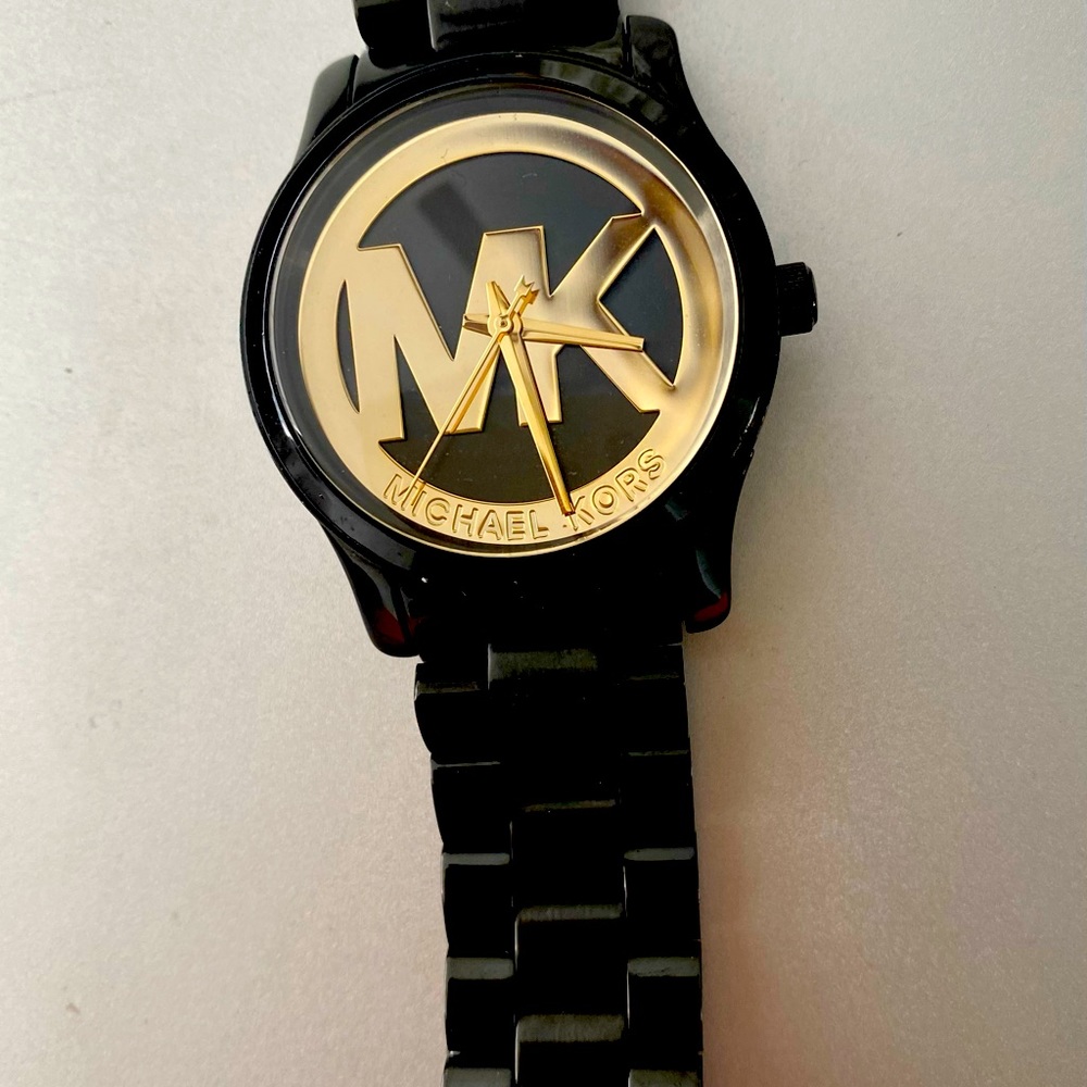 Mk Watch - image 1